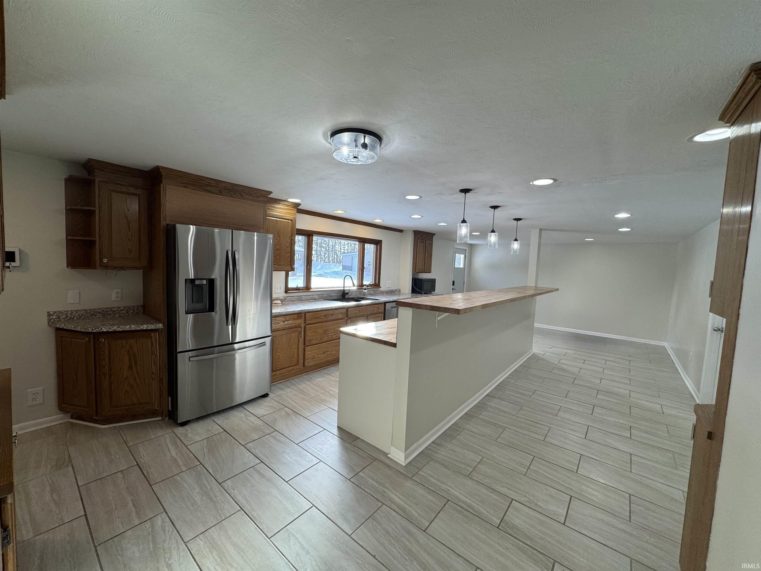 1821 Highway 14 Rochester, IN 46975 - Photo 10 of 36