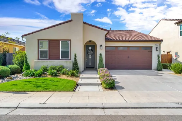 $519,900 | 994 Groveland Avenue West, Madera, CA 93636