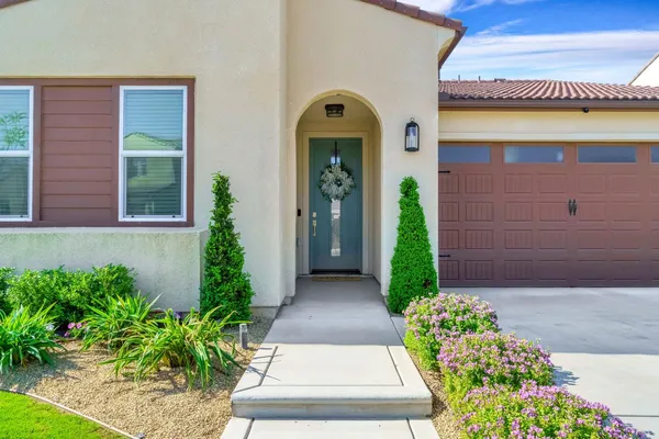 $519,900 | 994 Groveland Avenue West, Madera, CA 93636