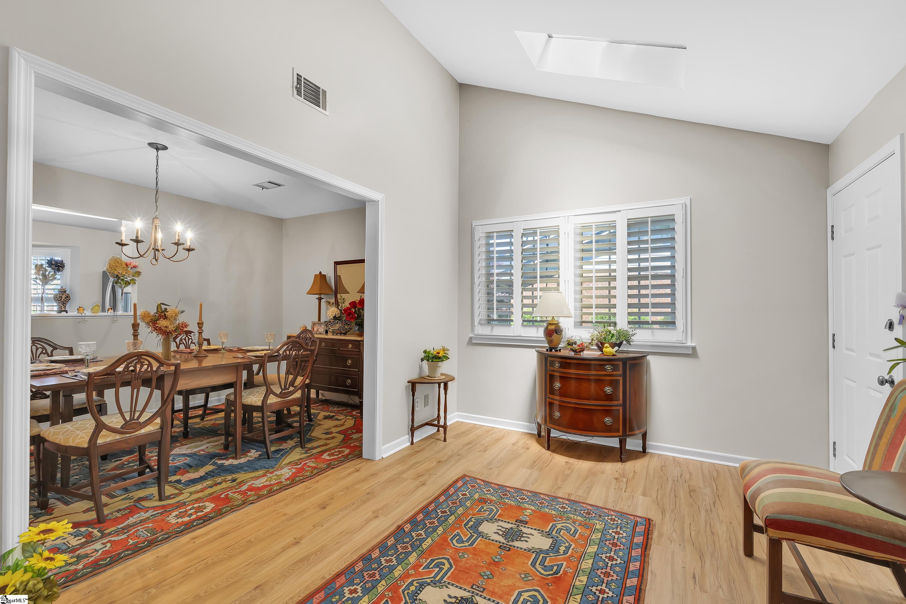 111 Hummingbird Ridge Greenville, SC 29605 - Photo 9 of 28 Gallery Image 9