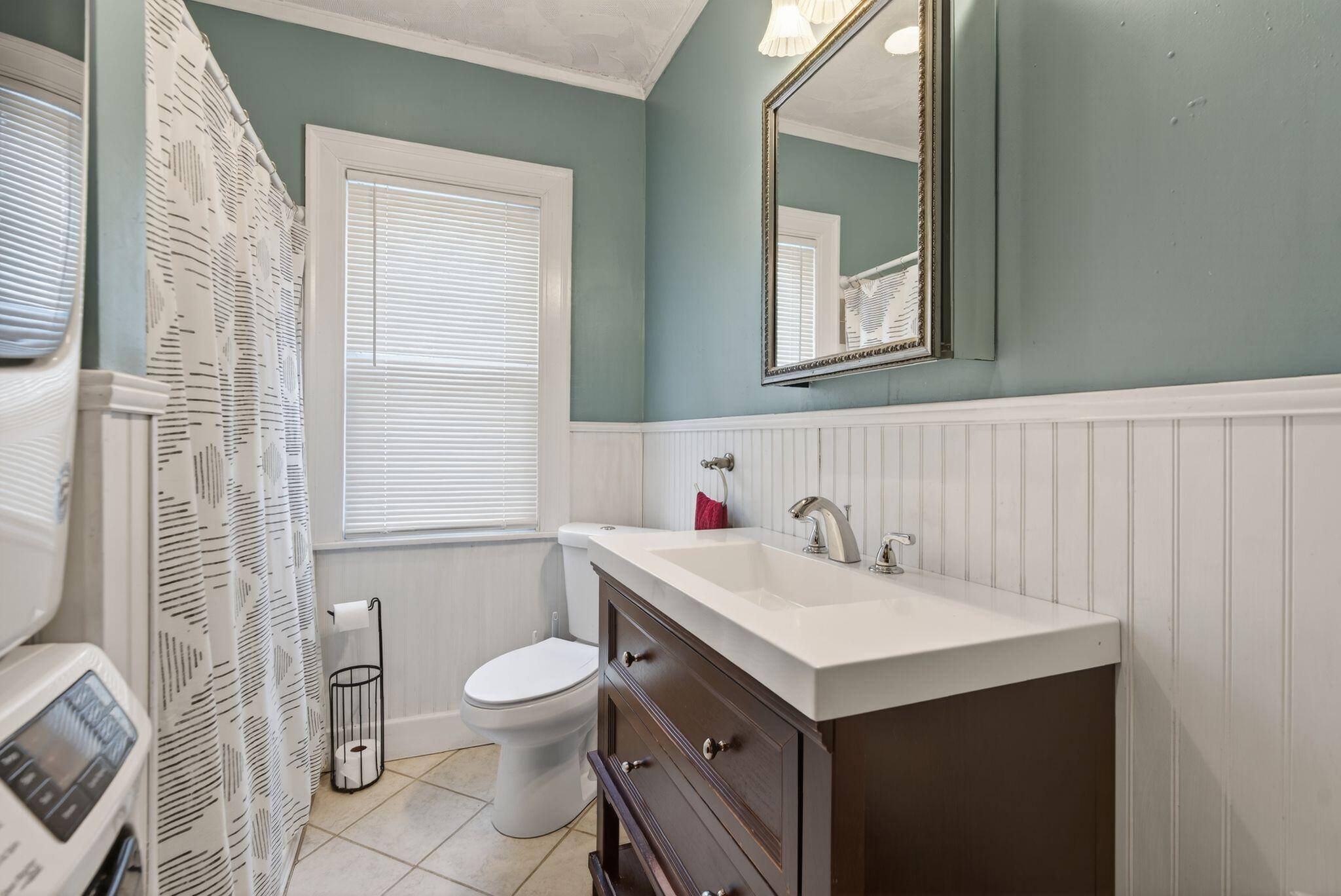 106 North Street Saco, ME 04072 - Photo 26 of 39 27_DSC04104