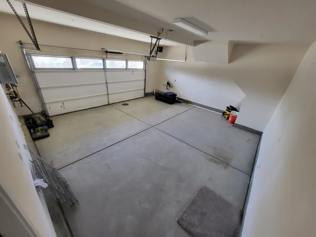 a view of a garage