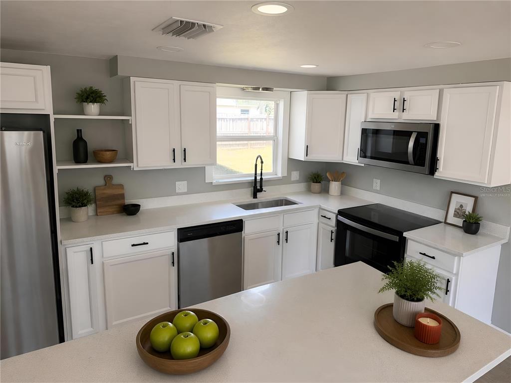 3511 Cambridge Street New Port Richey, FL 34652 - Photo 12 of 38