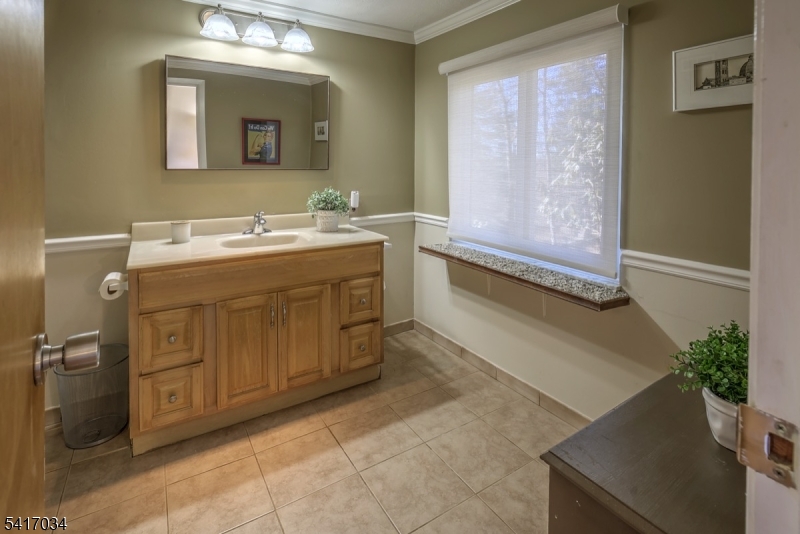 10 Roxiticus Road Mendham, NJ 07945 - Photo 17 of 26