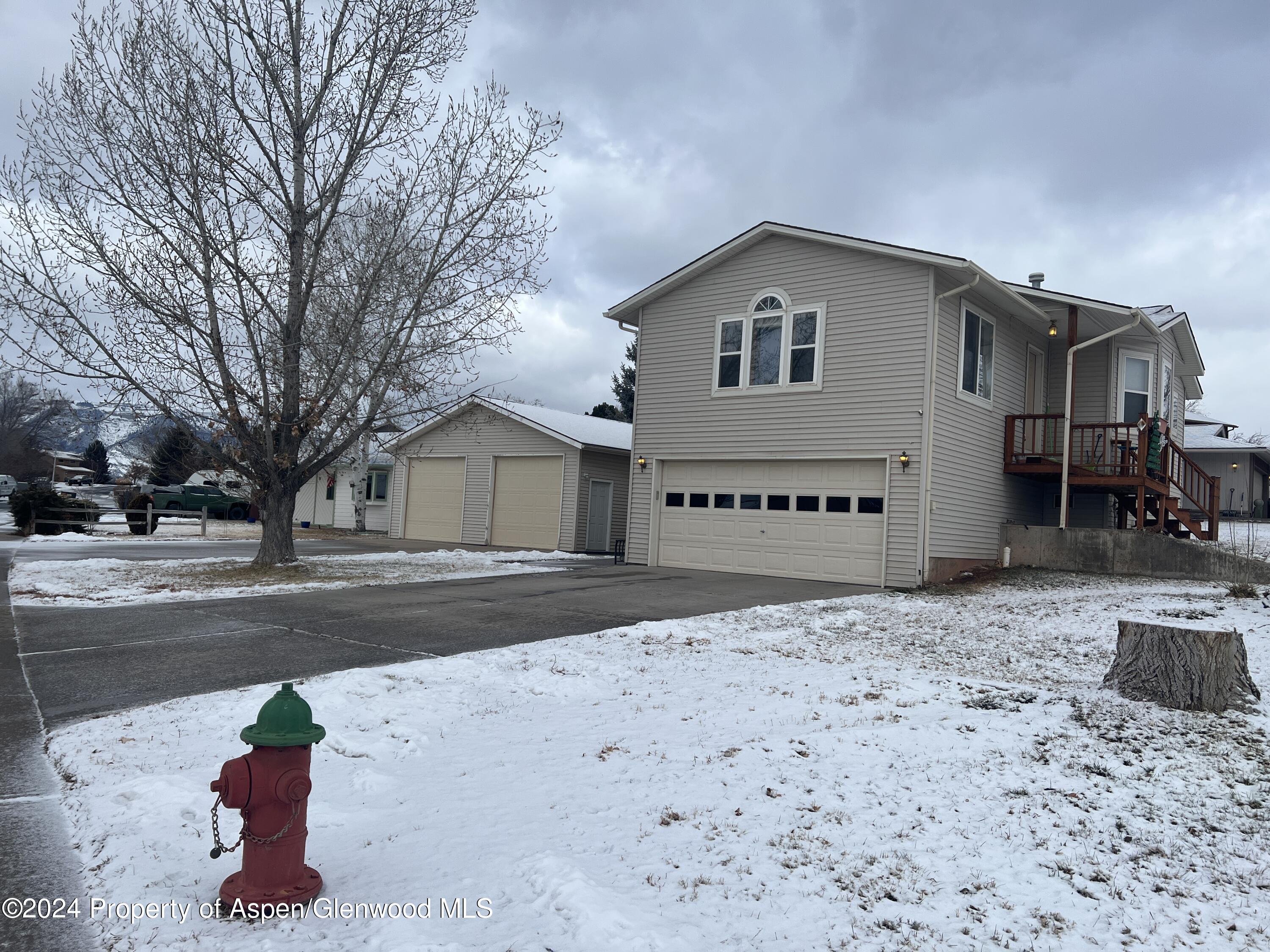 765 Fir Avenue Rifle, CO 81650 - Photo 31 of 34 garage views