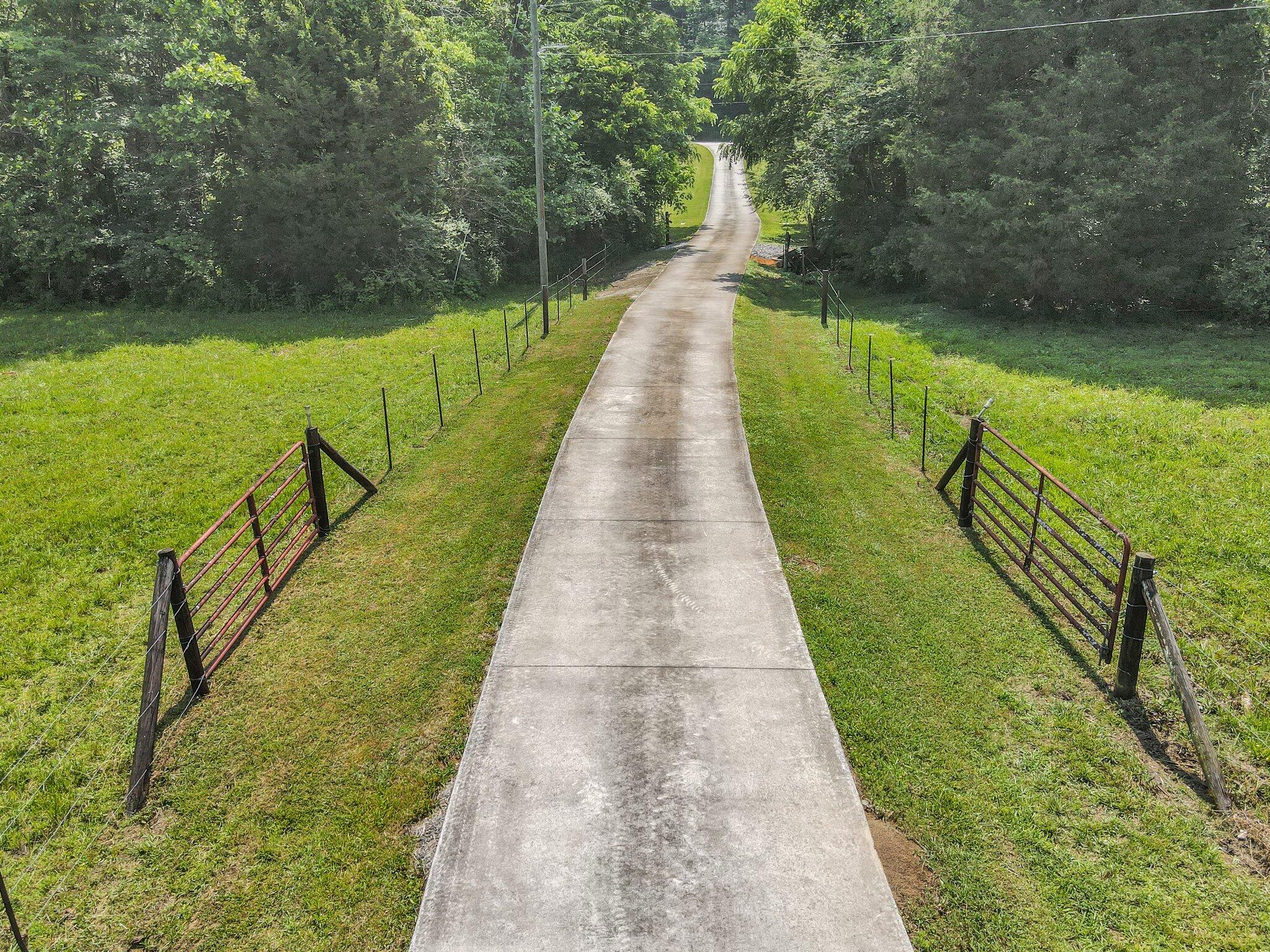 3820 Straight Gut Road LaFayette, GA 30728 - Photo 5 of 62 15-web-or-mls-DJI_0572