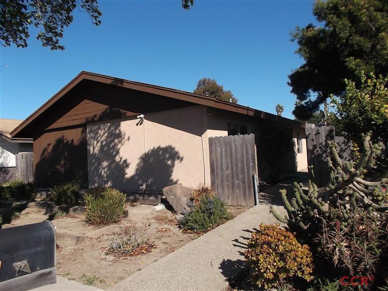 404 North A Street Lompoc, CA 93436 - Photo 2 of 15 a view of a backyard