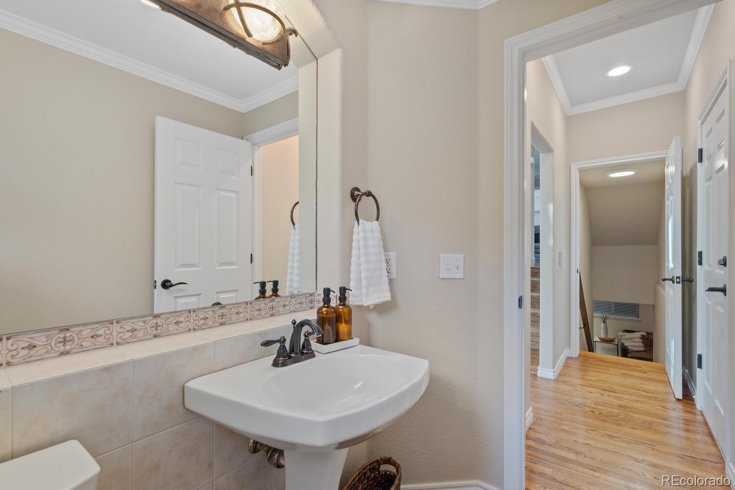 6874 Raspberry Run Littleton, CO 80125 - Photo 23 of 34