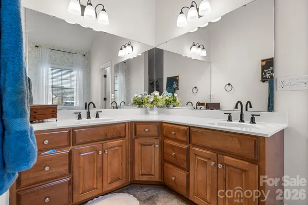 $425,500 | 324 Old Hardin Road, Dallas, NC 28034