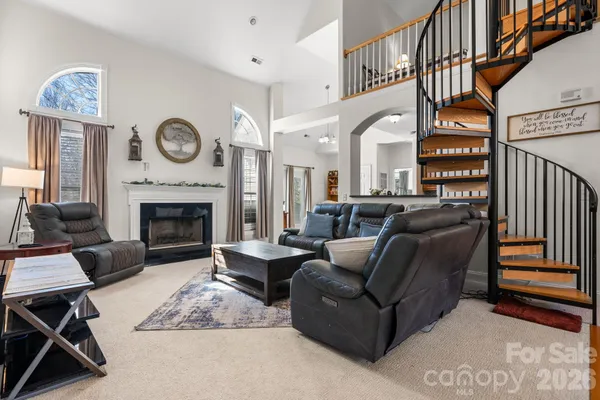 $425,500 | 324 Old Hardin Road, Dallas, NC 28034