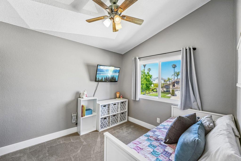 1602 Tonia Court Riverside, CA 92506 - Photo 20 of 48