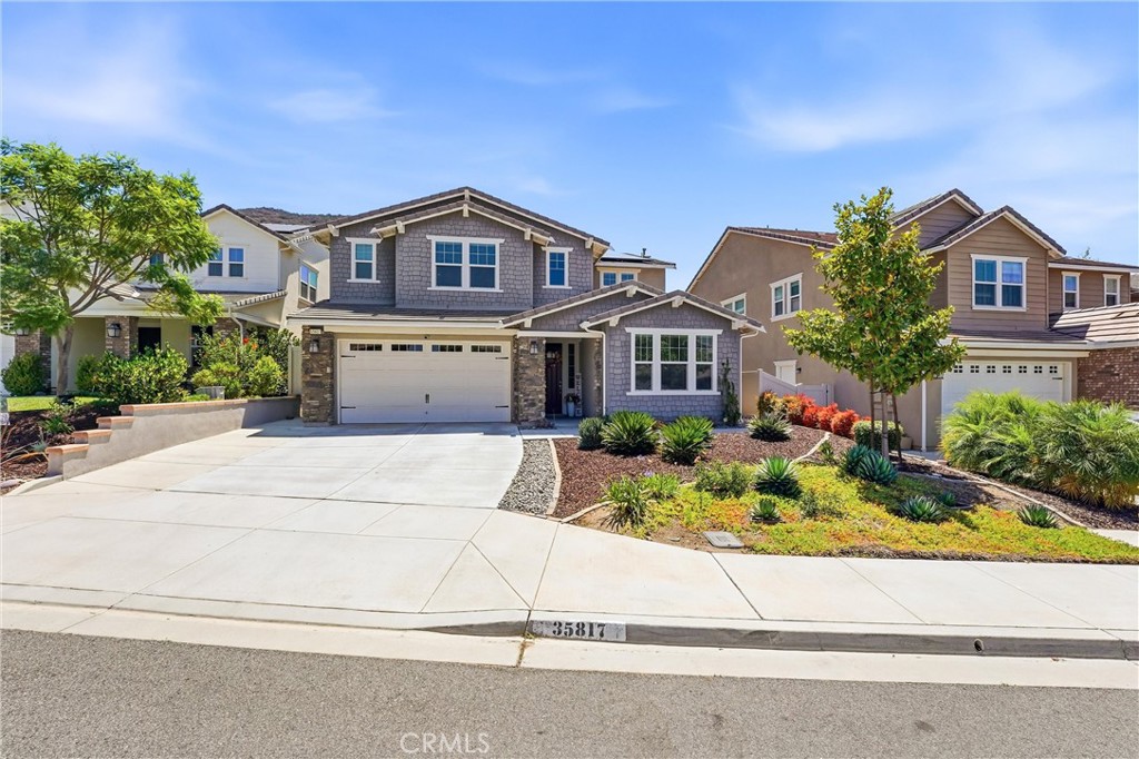 35817 Shetland Way East Fallbrook, CA 92028 - Photo 2 of 20