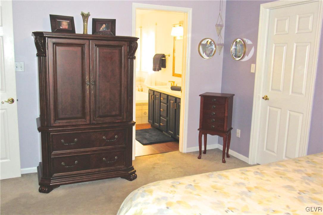 1720 Deer Path Road Easton, PA 18040 - Photo 30 of 43 Gallery Image 30
