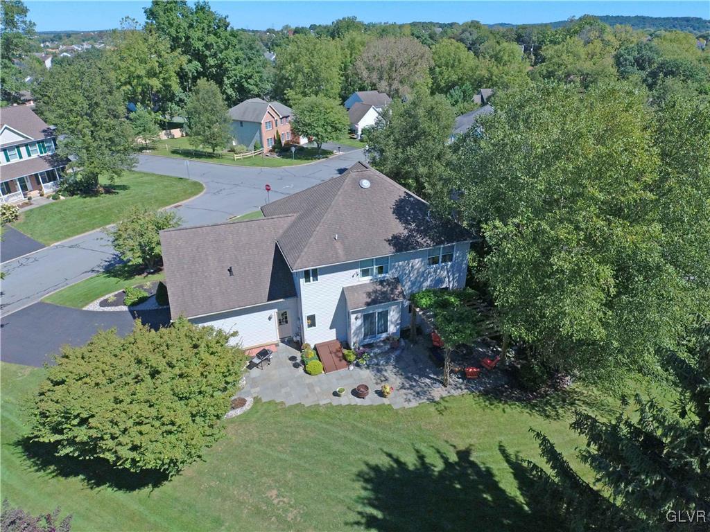 1720 Deer Path Road Easton, PA 18040 - Photo 5 of 43 Gallery Image 5