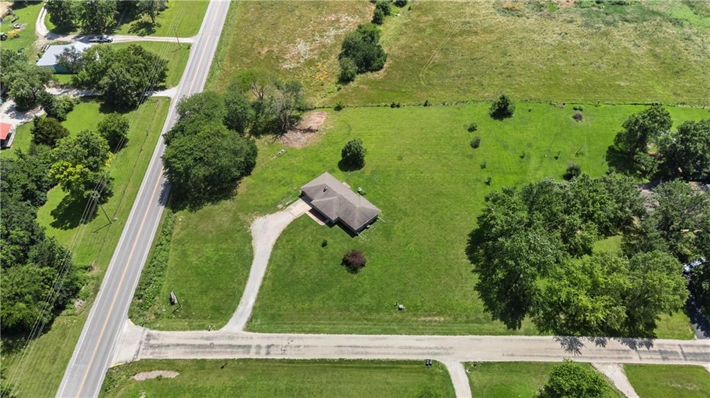 8 Northwest 515th Road Warrensburg, MO 64093 - Photo 17 of 54