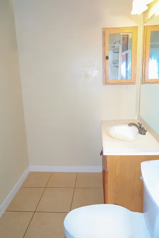 $3,400 | 8443 Sandalwood Drive West, Tallahassee, FL 32305