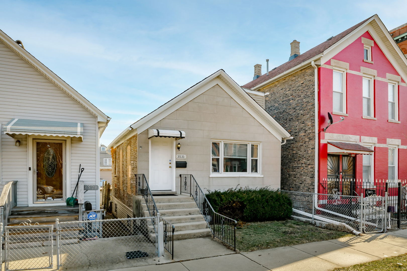 Undisclosed Address Chicago, IL 60609 - Photo 2 of 25