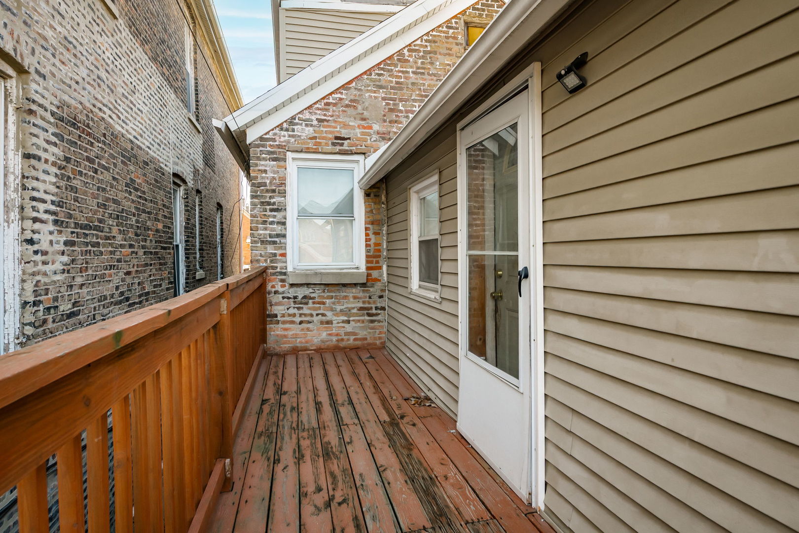 Undisclosed Address Chicago, IL 60609 - Photo 23 of 25