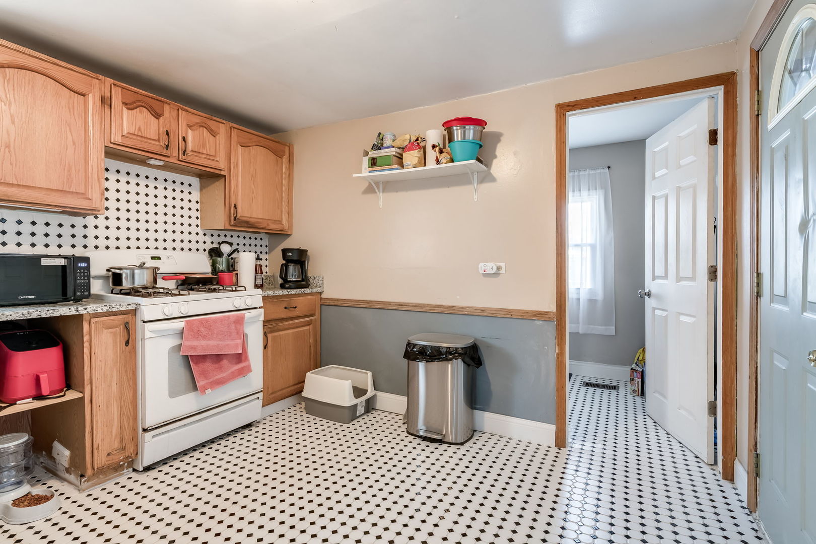 Undisclosed Address Chicago, IL 60609 - Photo 9 of 25