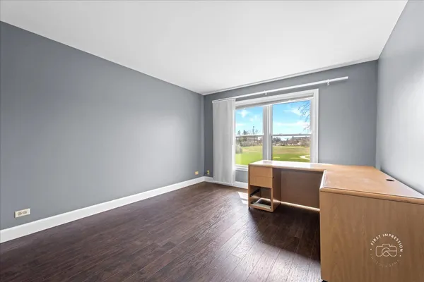 $499,000 | 547 Rosebud Drive South, Lombard, IL 60148