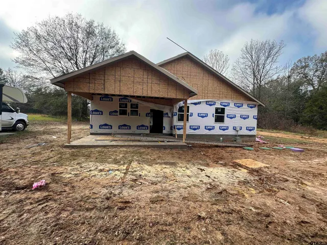 $325,000 | 117 Cypress Circle, Mount Vernon, TX 75457