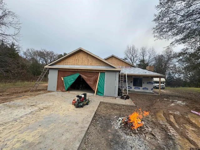 $325,000 | 117 Cypress Circle, Mount Vernon, TX 75457