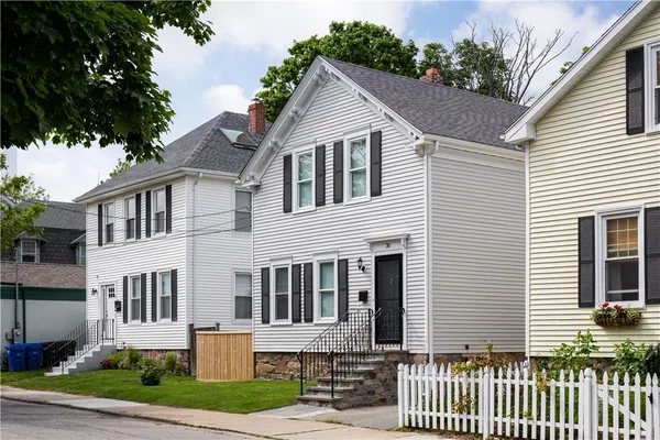 $8,000 | 30 East Bowery Street, Newport, RI 02840
