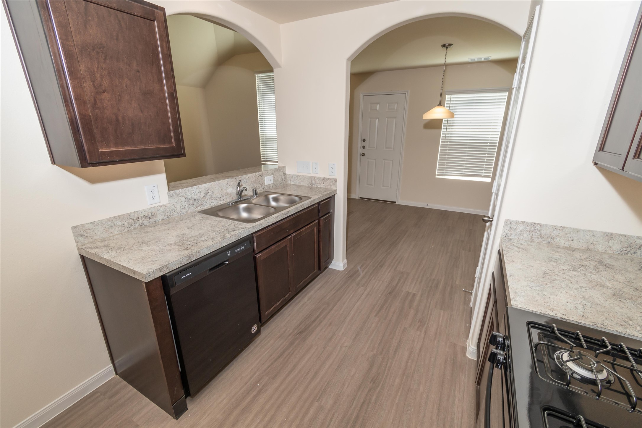 3926 Richey Silver Street Houston, TX 77014 - Photo 2 of 8 Photos may be representative of the floor plan and not the exact home. Finishes, layout, and features of the actual property for lease may vary.