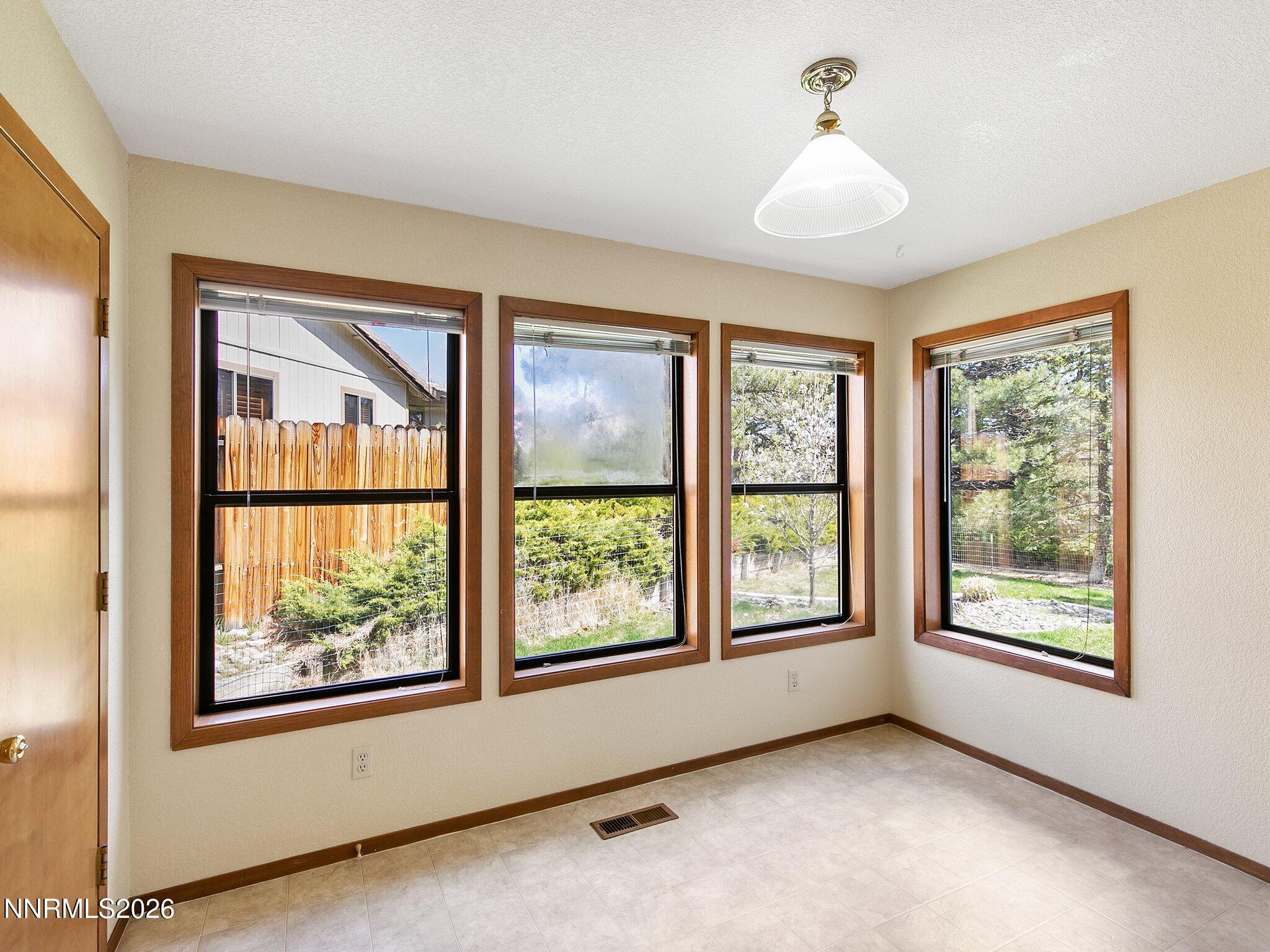 2601 Chaparral Drive Reno, NV 89509 - Photo 19 of 28 2601 Chaparral Dr-19