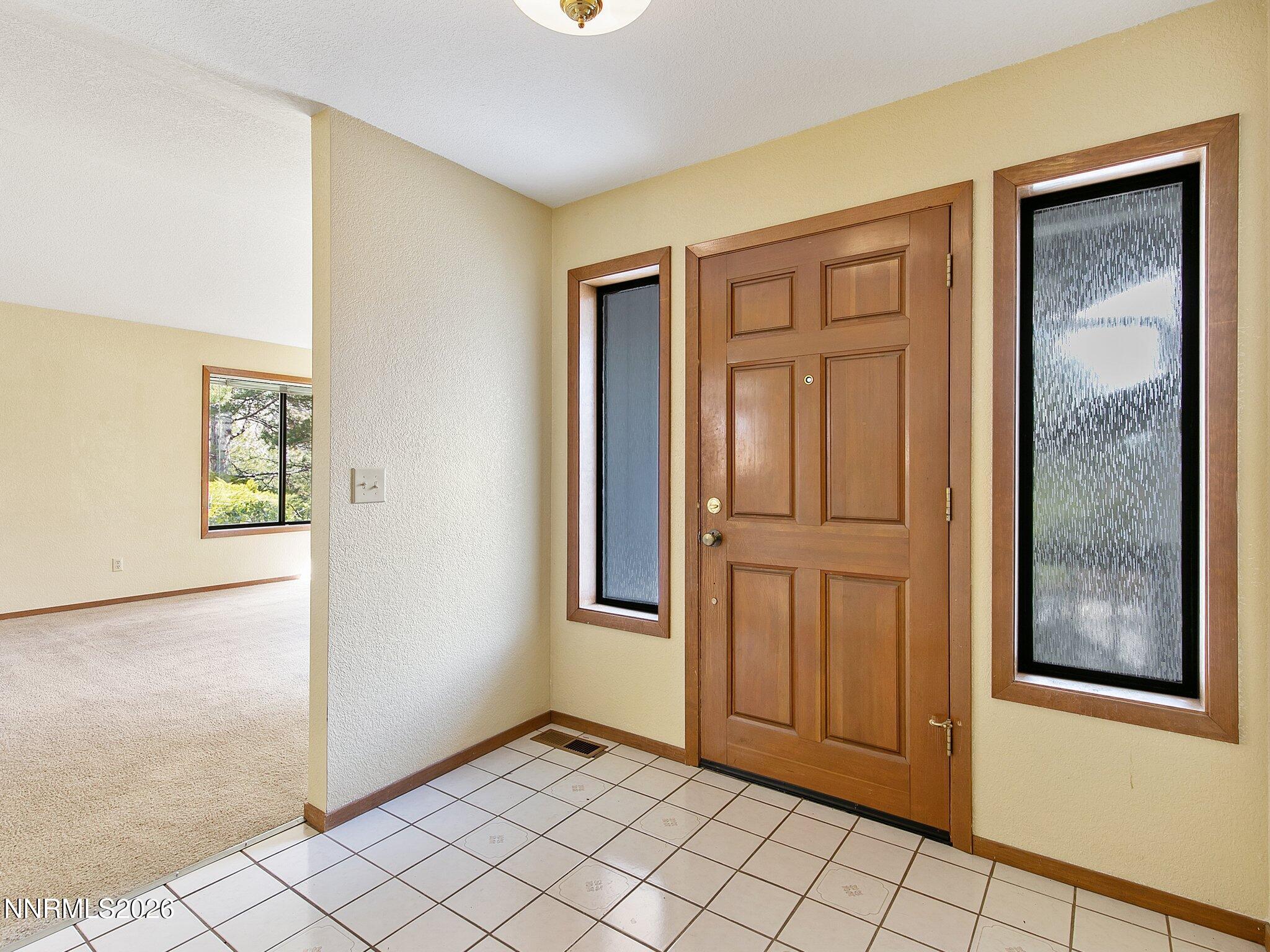 2601 Chaparral Drive Reno, NV 89509 - Photo 4 of 28 2601 Chaparral Dr-13