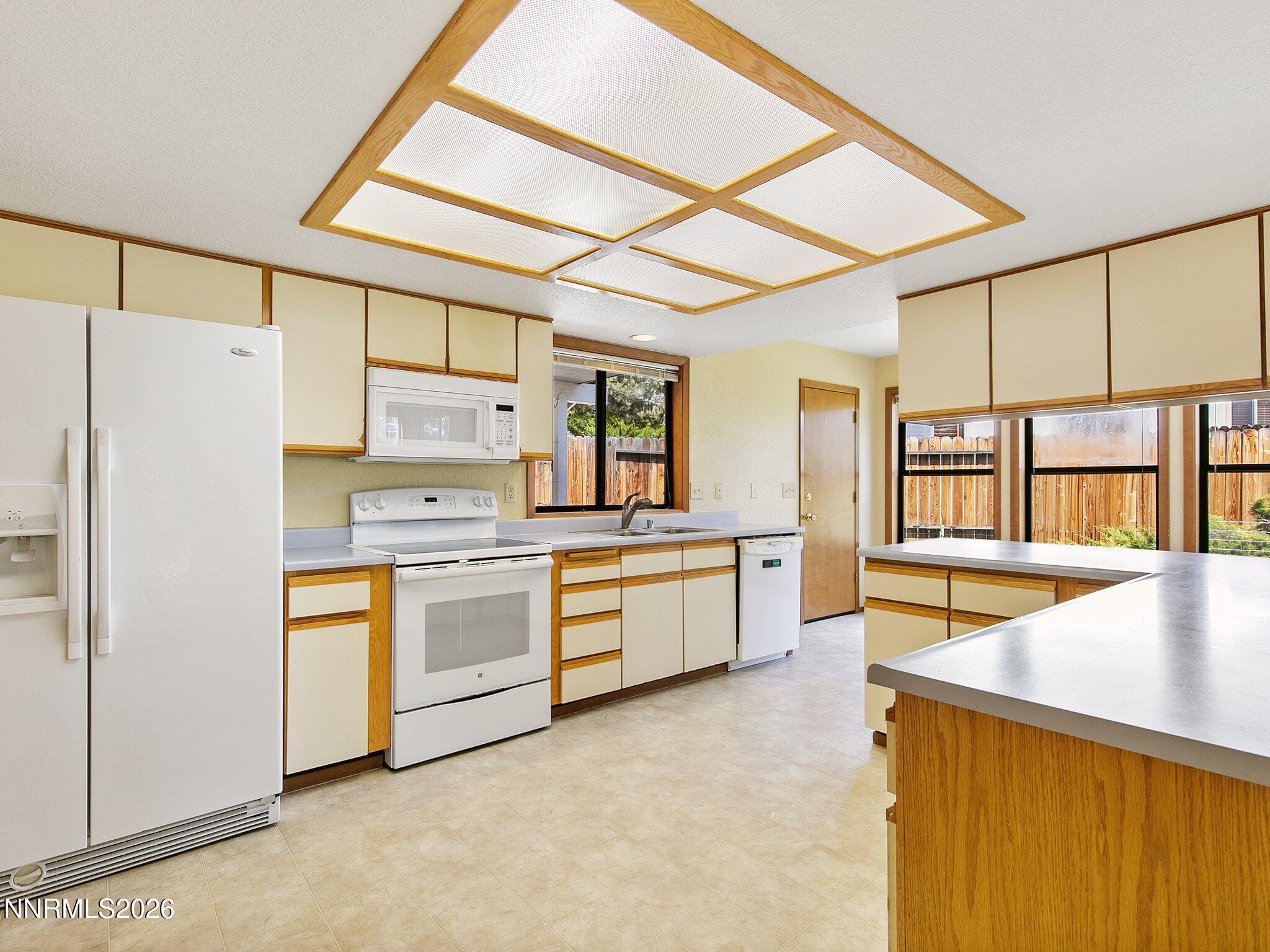 2601 Chaparral Drive Reno, NV 89509 - Photo 5 of 28 2601 Chaparral Dr-17