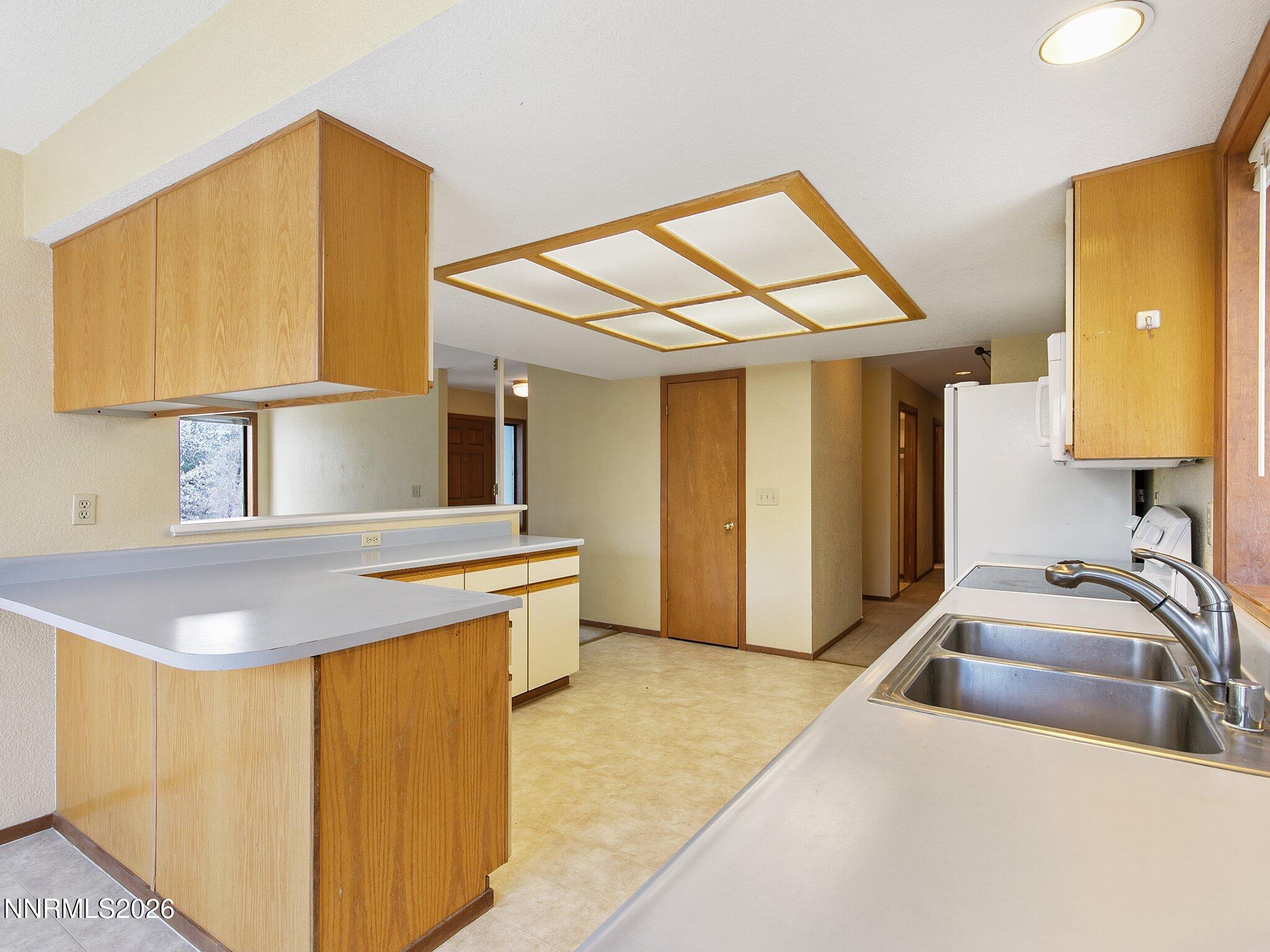 2601 Chaparral Drive Reno, NV 89509 - Photo 7 of 28 2601 Chaparral Dr-18