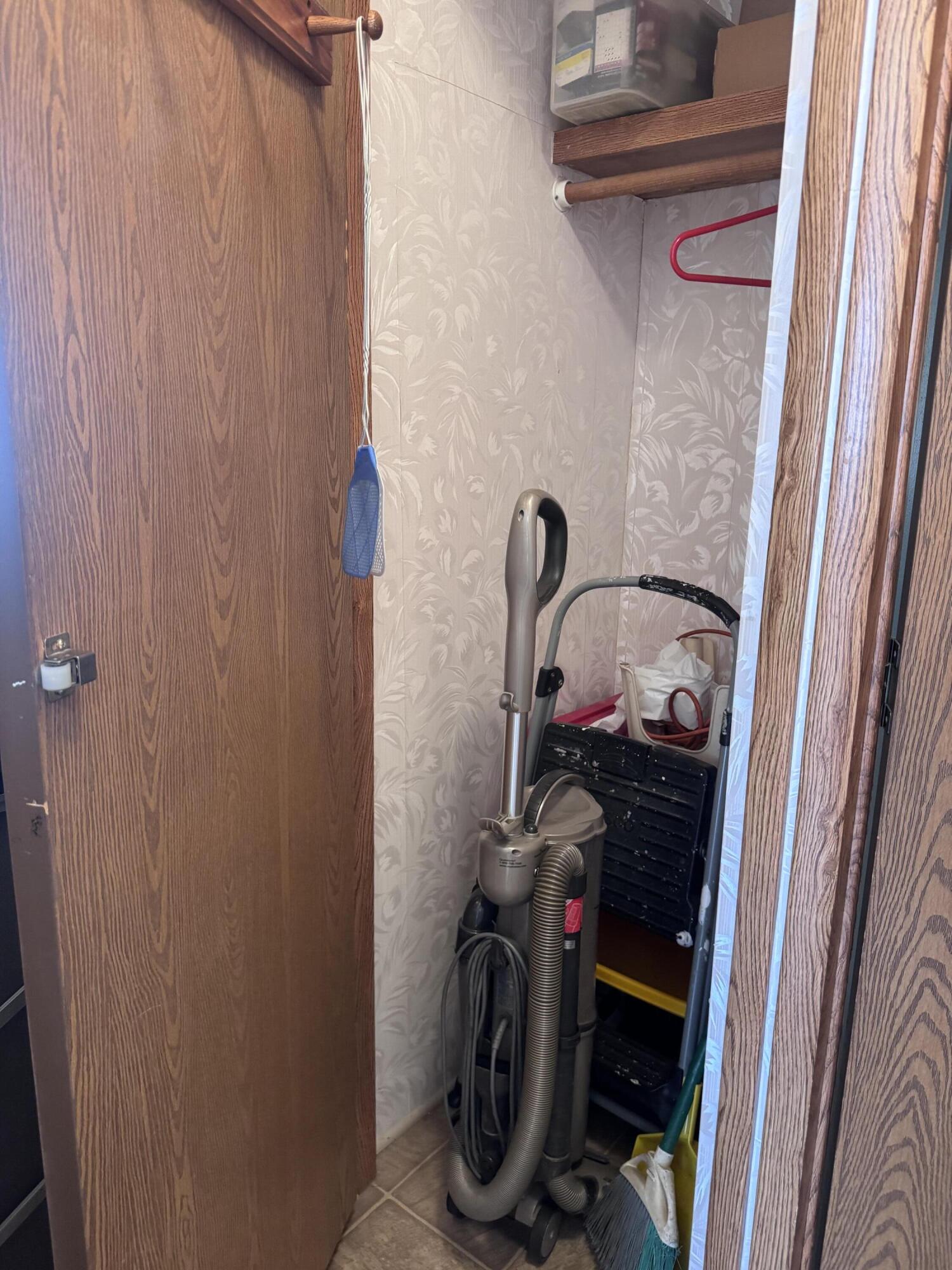 84136 Ave 44, Unit 178 Indio, CA 92203 - Photo 15 of 23 a view of a small space