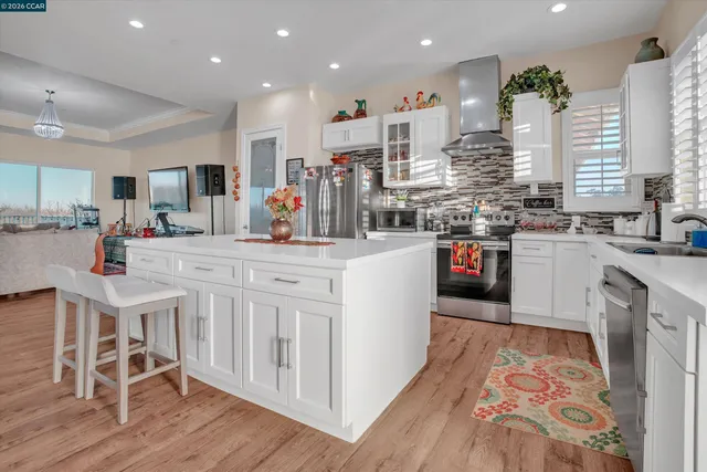 $2,200,000 | 7760 Byron Highway, Byron, CA 94514