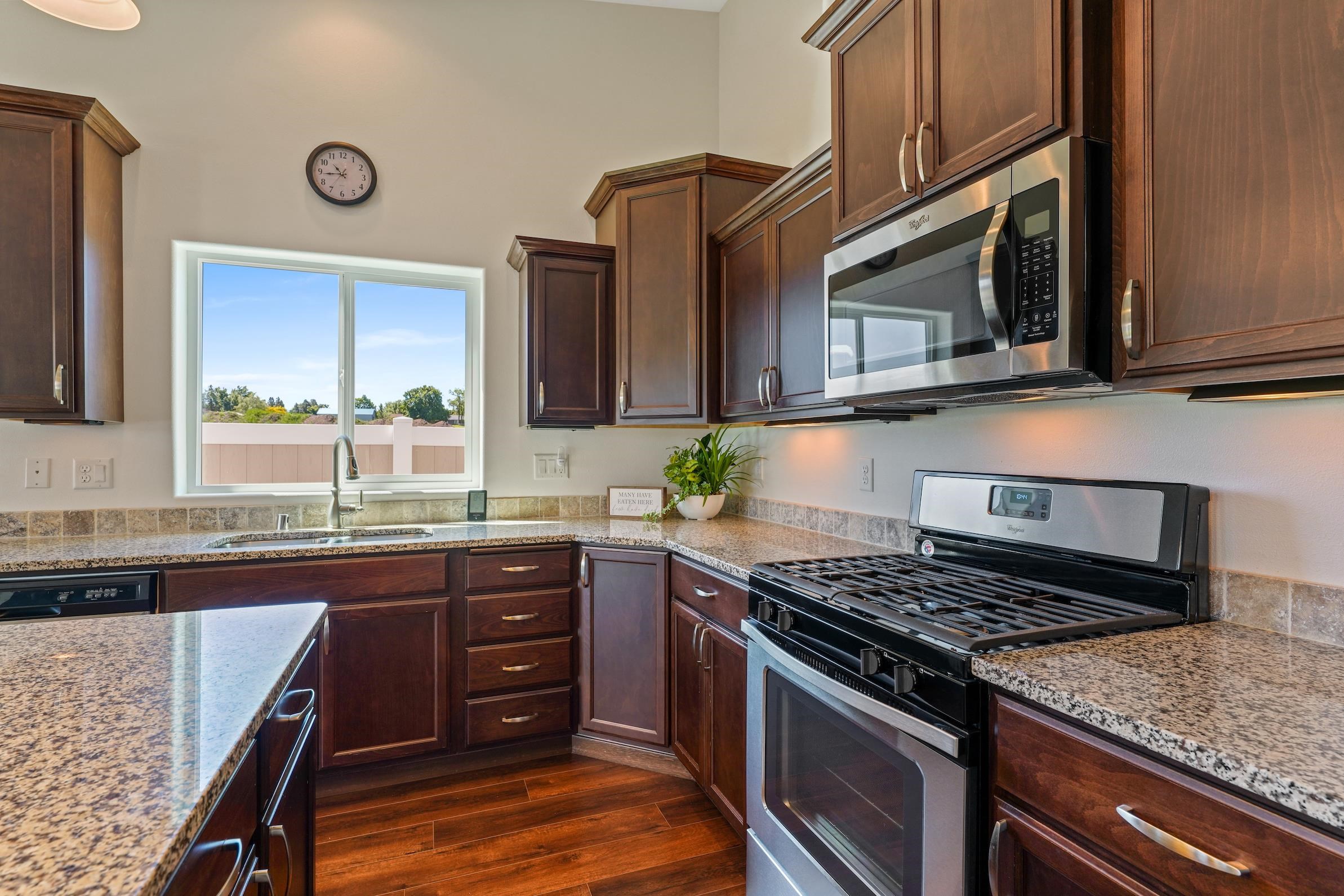 123 South Hodges Road Greenacres, WA 99016 - Photo 13 of 37 Gallery Image 13