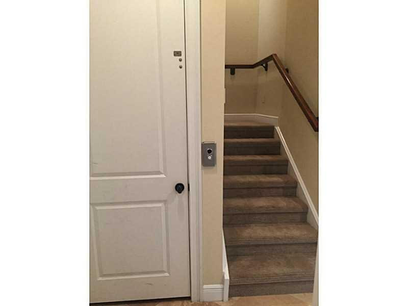 Undisclosed Address Boca Raton, FL 33487 - Photo 8 of 28 Interior Space/Layout