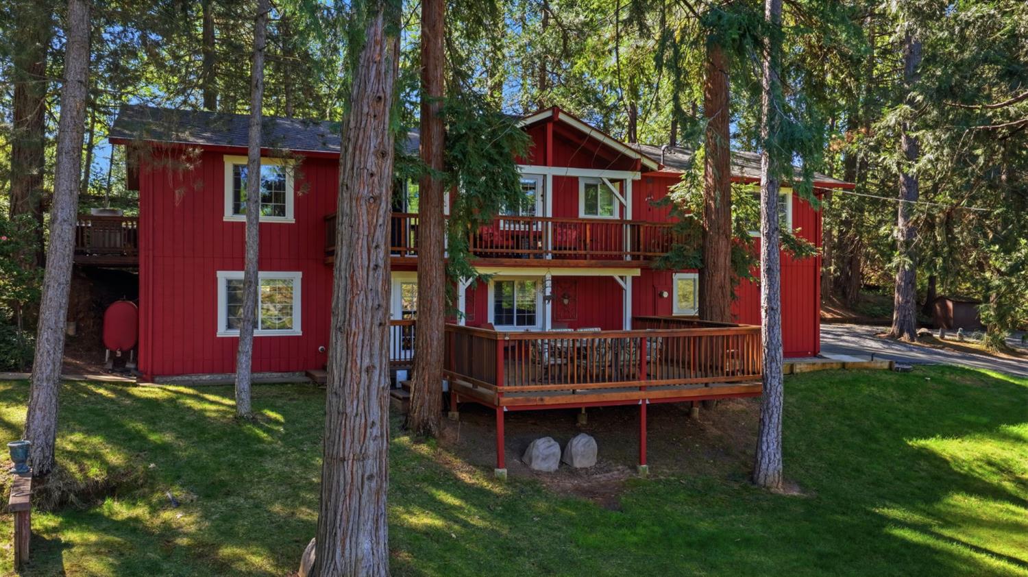 3000 Pleasant Oak Road Placerville, CA 95667 - Photo 1 of 50