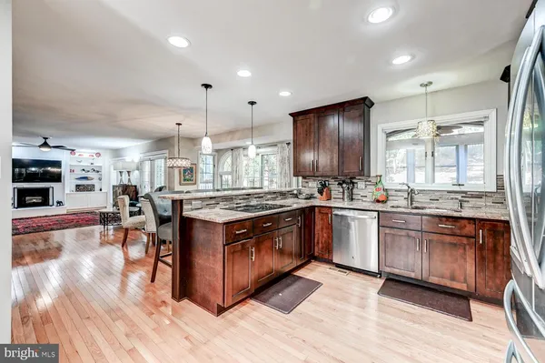 $1,200,000 | 8607 Countrybrooke Way, Lutherville-Timonium, MD 21093