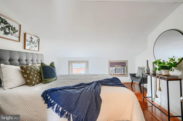 $299,000 | 14 East Hamburg Street, Baltimore, MD 21230