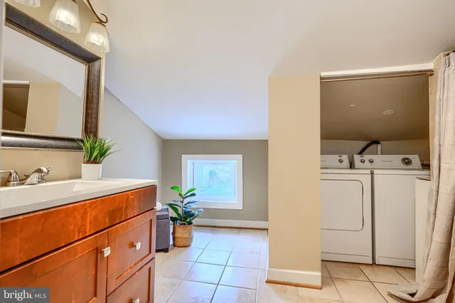 $299,000 | 14 East Hamburg Street, Baltimore, MD 21230