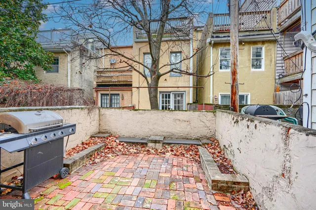 $299,000 | 14 East Hamburg Street, Baltimore, MD 21230