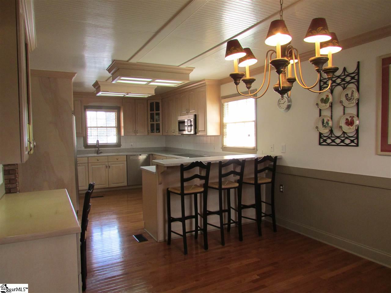 700 Laurel Road Easley, SC 29642 - Photo 6 of 33 Gallery Image 6