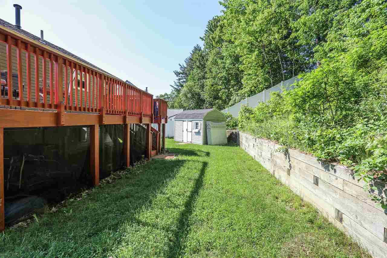 22 Syracuse Road Nashua, NH 03064 - Photo 5 of 24