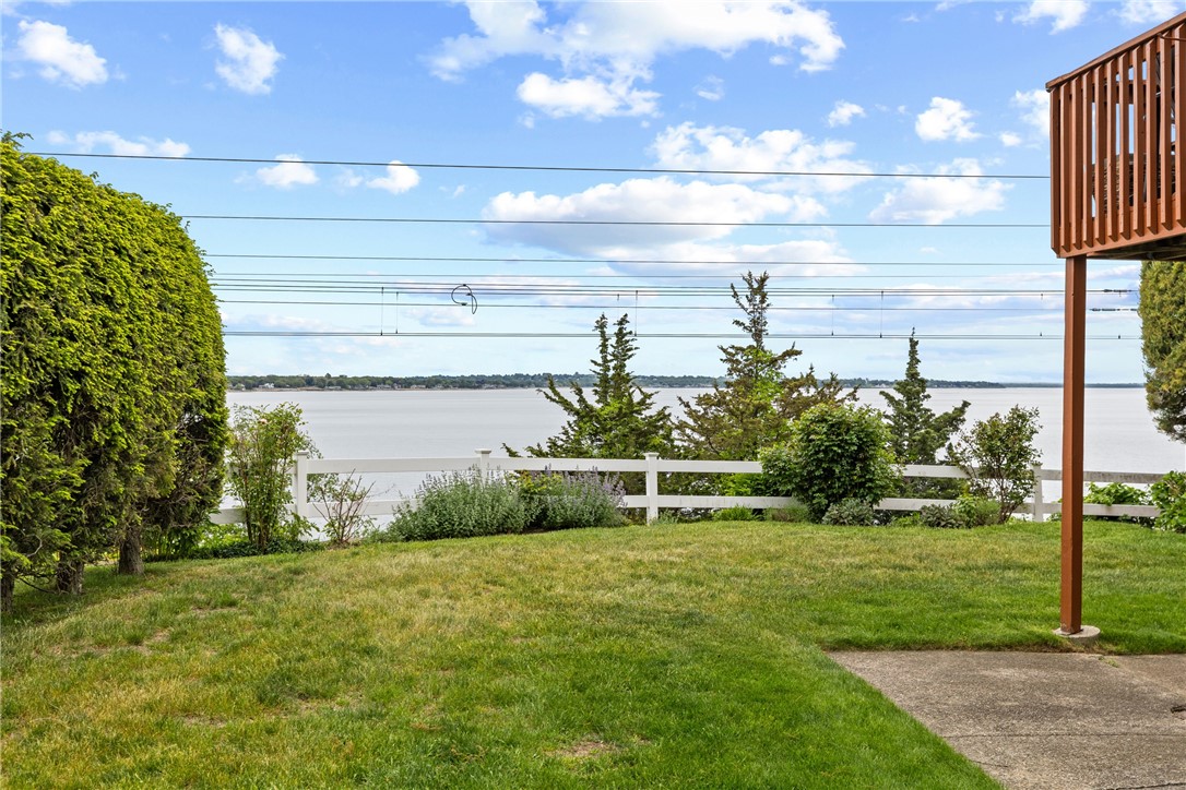 4160 Post Road, Unit 28 East Greenwich, RI 02818 - Photo 4 of 32