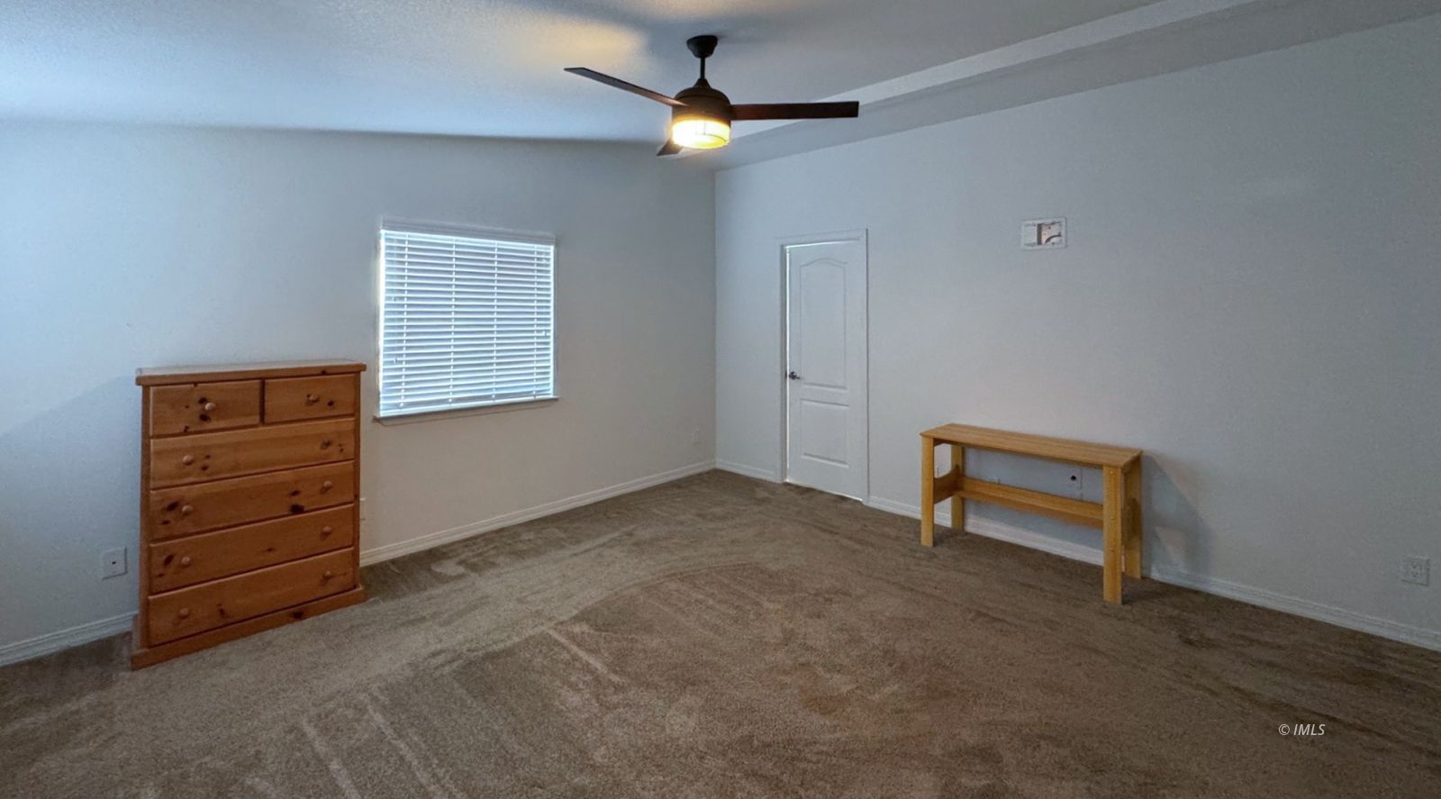 139 Tuolumne Road Bishop, CA 93514 - Photo 9 of 18 Bedroom