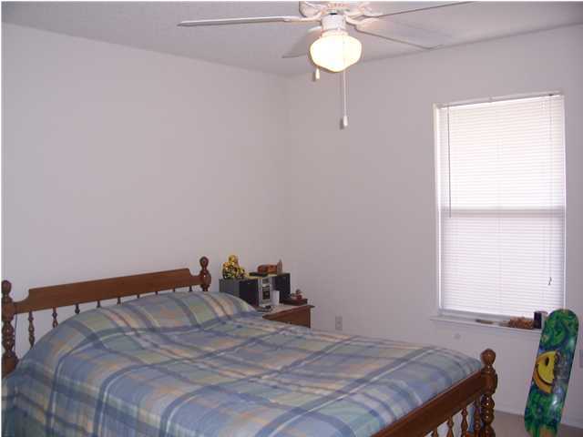 902 Maracel Loop Crestview, FL 32536 - Photo 11 of 12 Gallery Image 11
