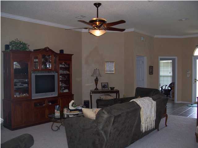 902 Maracel Loop Crestview, FL 32536 - Photo 6 of 12 Gallery Image 6