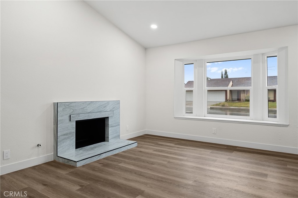 1365 West Etiwanda Avenue Rialto, CA 92376 - Photo 7 of 32