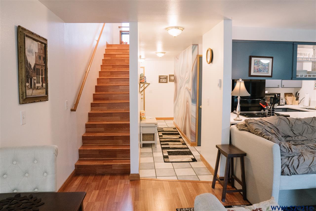 3696 Bell Road Northeast Salem, OR 97301 - Photo 21 of 37 Gallery Image 21