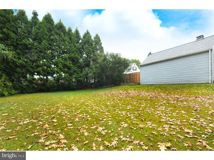 1107 Wedgewood Road Flourtown, PA 19031 - Photo 22 of 23 Back Yard
